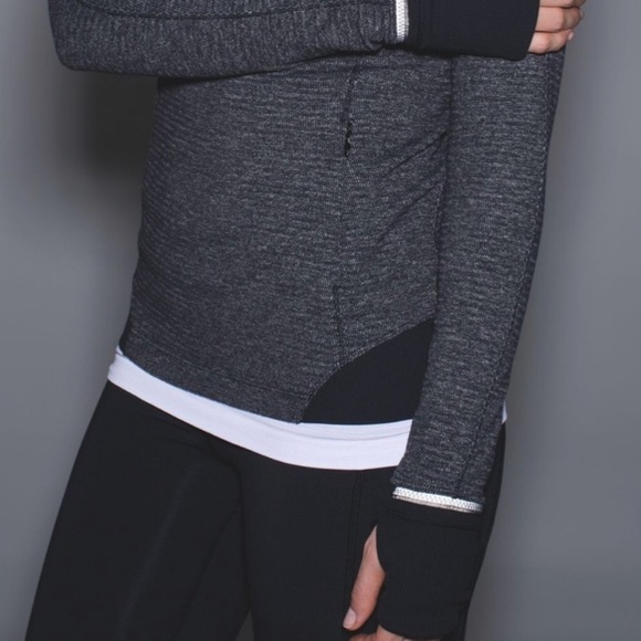 Lululemon Pullover - Picture 4 of 8